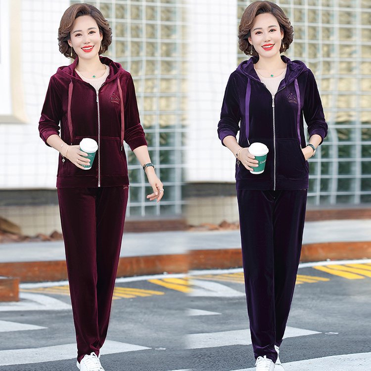 2023 Spring and Autumn New Women's Clothing Fashion Simple Gold Velvet Sports Suit 40-50 Years Old