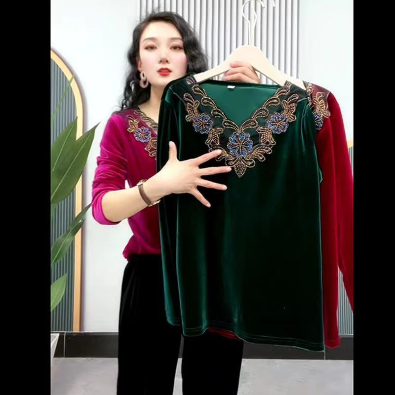 🔥【Cumpărați 1 obțineți 1 gratuit】2023 Plus Dimensiune V-Gât Rhinestone Floral Velvet Top